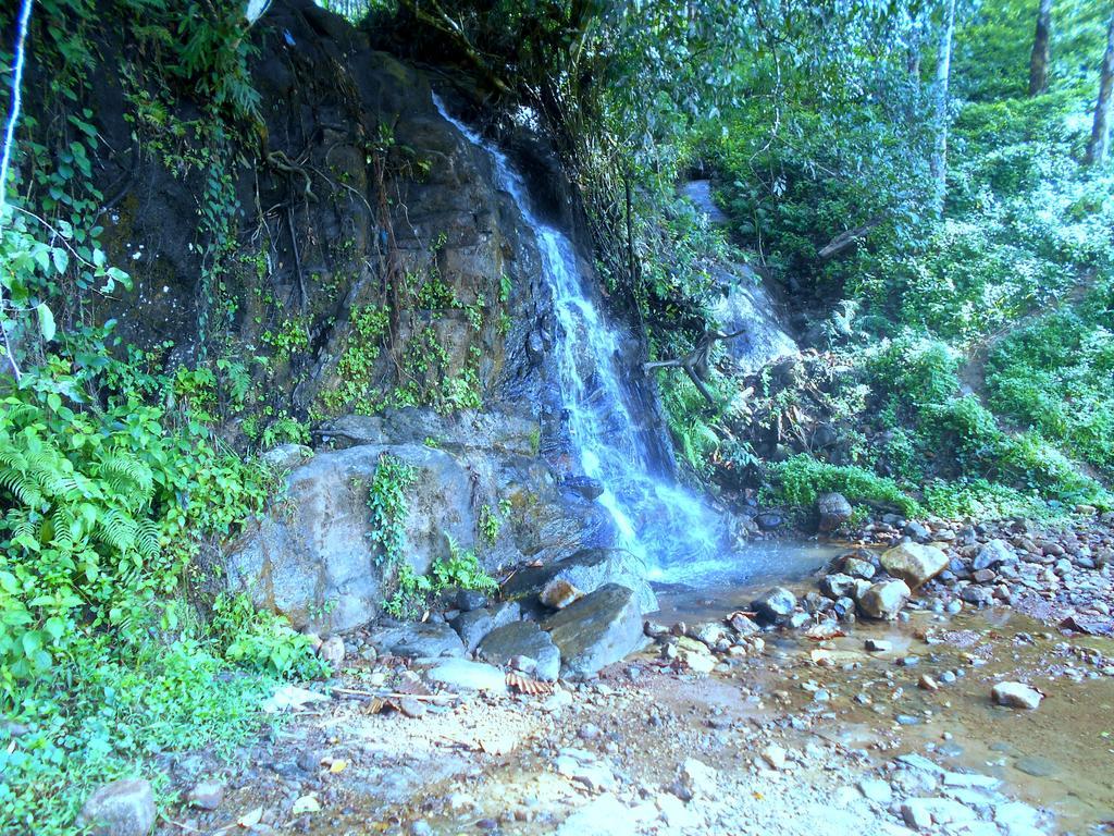 Sapphire Holiday Resort Ratnapura Eksteriør bilde