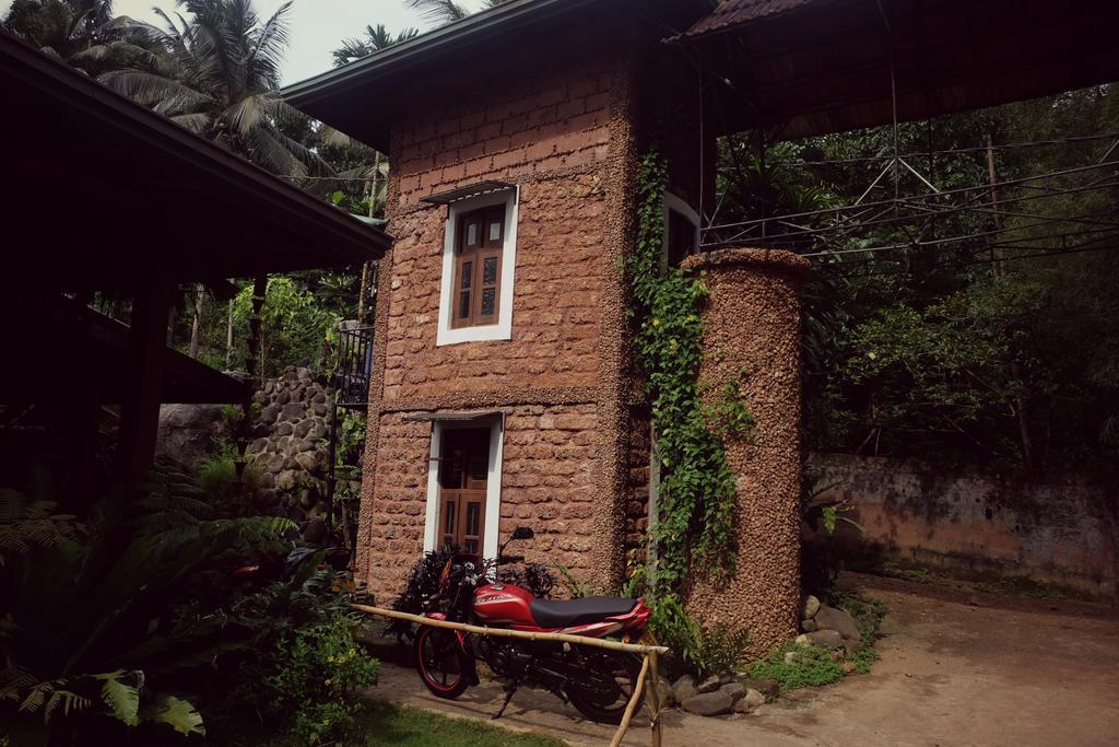 Sapphire Holiday Resort Ratnapura Eksteriør bilde