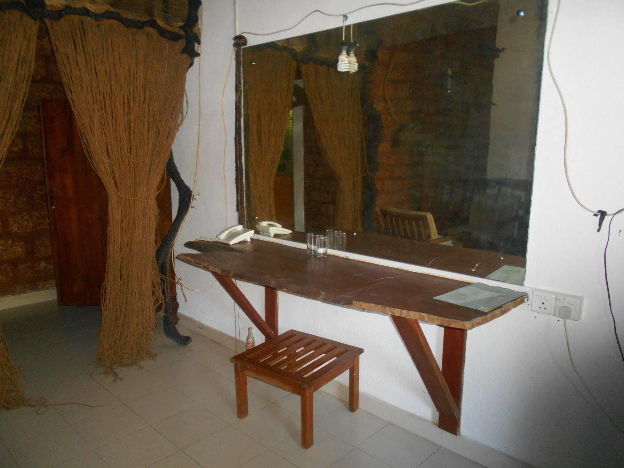 Sapphire Holiday Resort Ratnapura Eksteriør bilde